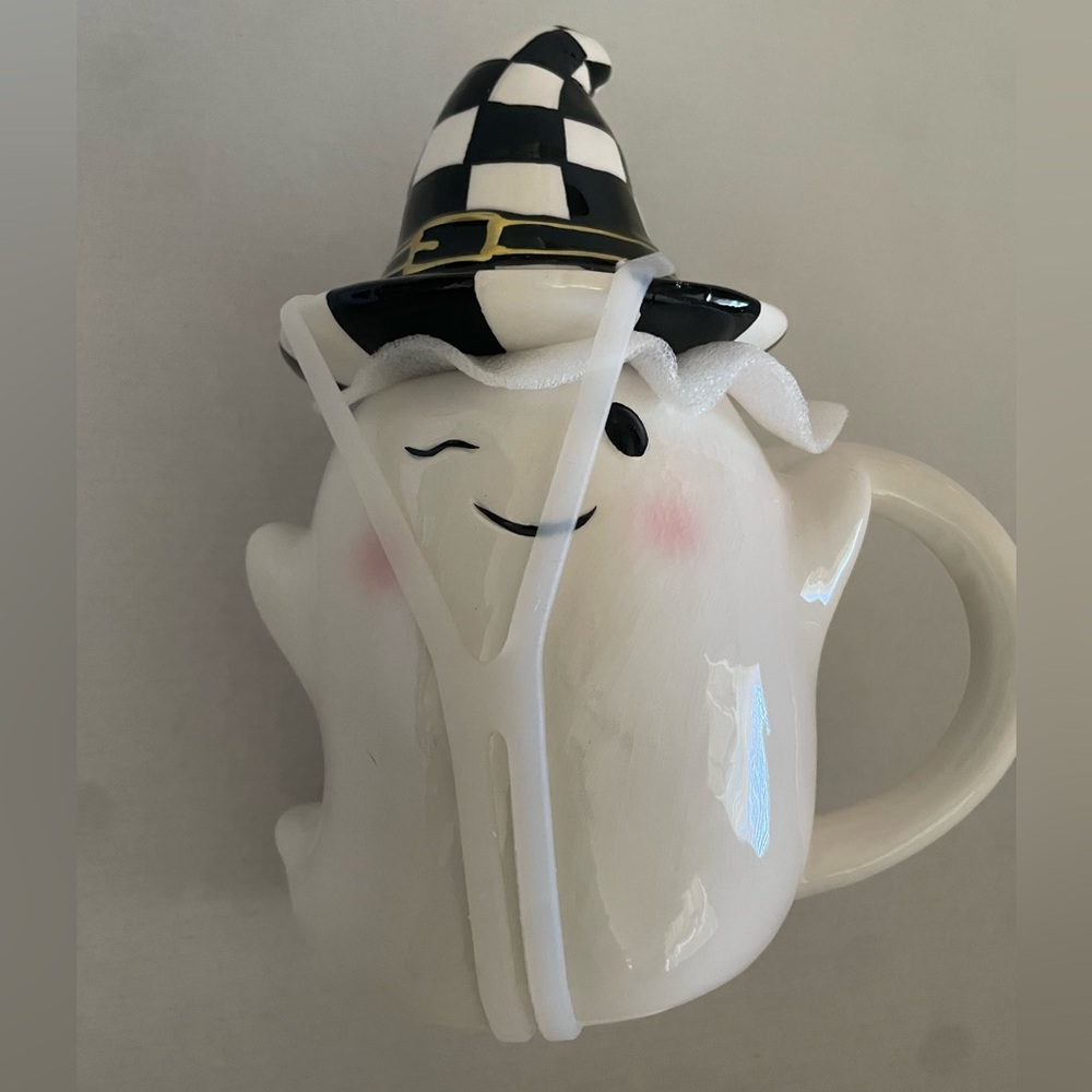 Halloween ghost and witch hat lid coffee tea cup black and white checker pattern